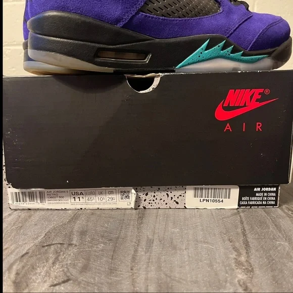 Air Jordan 5 Alternate Grape